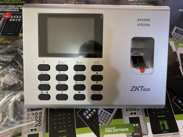 zkteco-pro-fingerprint-time-attendance-machine-big-0